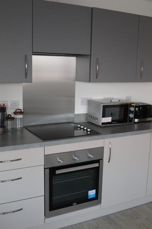 Luxurious City View Apartment In Salford マンチェスター エクステリア 写真